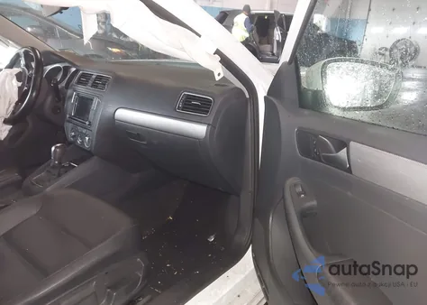 2017 Volkswagen Jetta 1.4T Se from USA, damaged, VIN 3VWDB7AJ2HM205207